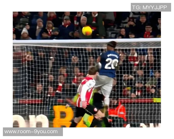 马杜埃凯罚失点球引发争议评论员呼吁下次别再让他主罚