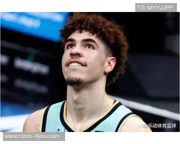 卡里克盛赞赫拉芬贝赫防守纪律性与聪明才智兼备并具备出色传球能力